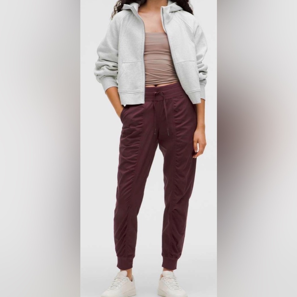Lululemon Dance Studio Mid Rise Jogger Full Length Garnet Size 6 - Picture 4 of 8